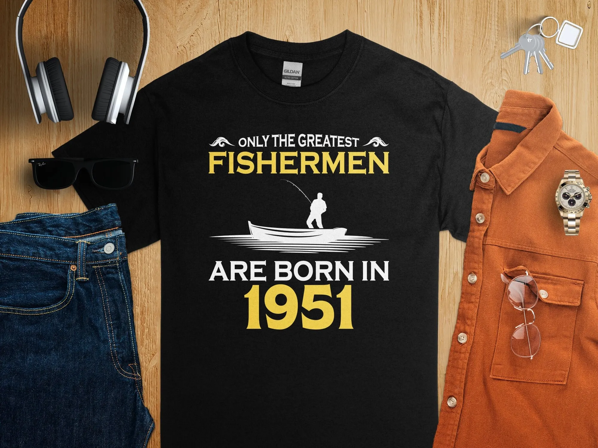 Vintage 1951 Birthday T Shirt  - Fishing Boat Trailer avaliação e preço